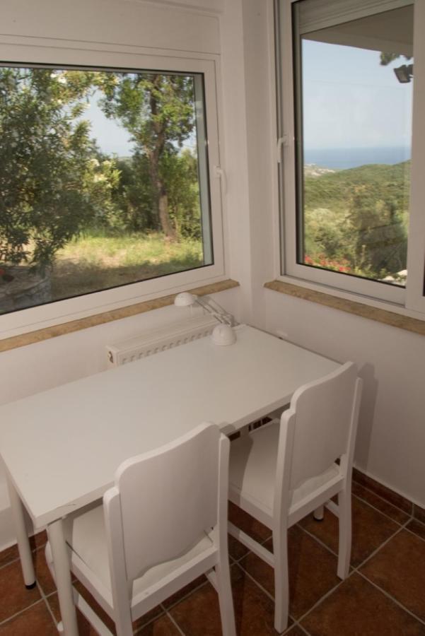 Olea Escape Villa In An Olive Estate Гитио Екстериор снимка
