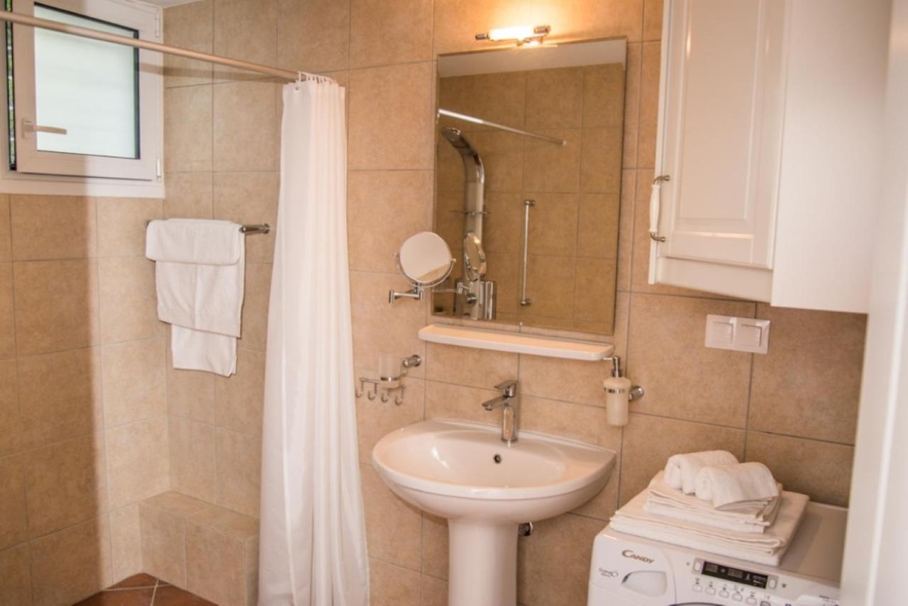 Olea Escape Villa In An Olive Estate Гитио Екстериор снимка